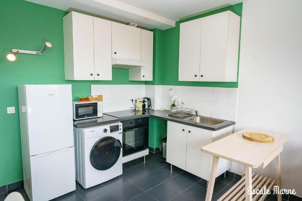 Escale-Marne Fr - 202 - Free Parking - Free Luggage Storage - All Equipped - Linen Included - Washing Machine - 10Mn Walk Metro 8 - Rer A - Panoramic View - From 1 To 14 Guests Maisons-Alfort Habitación foto